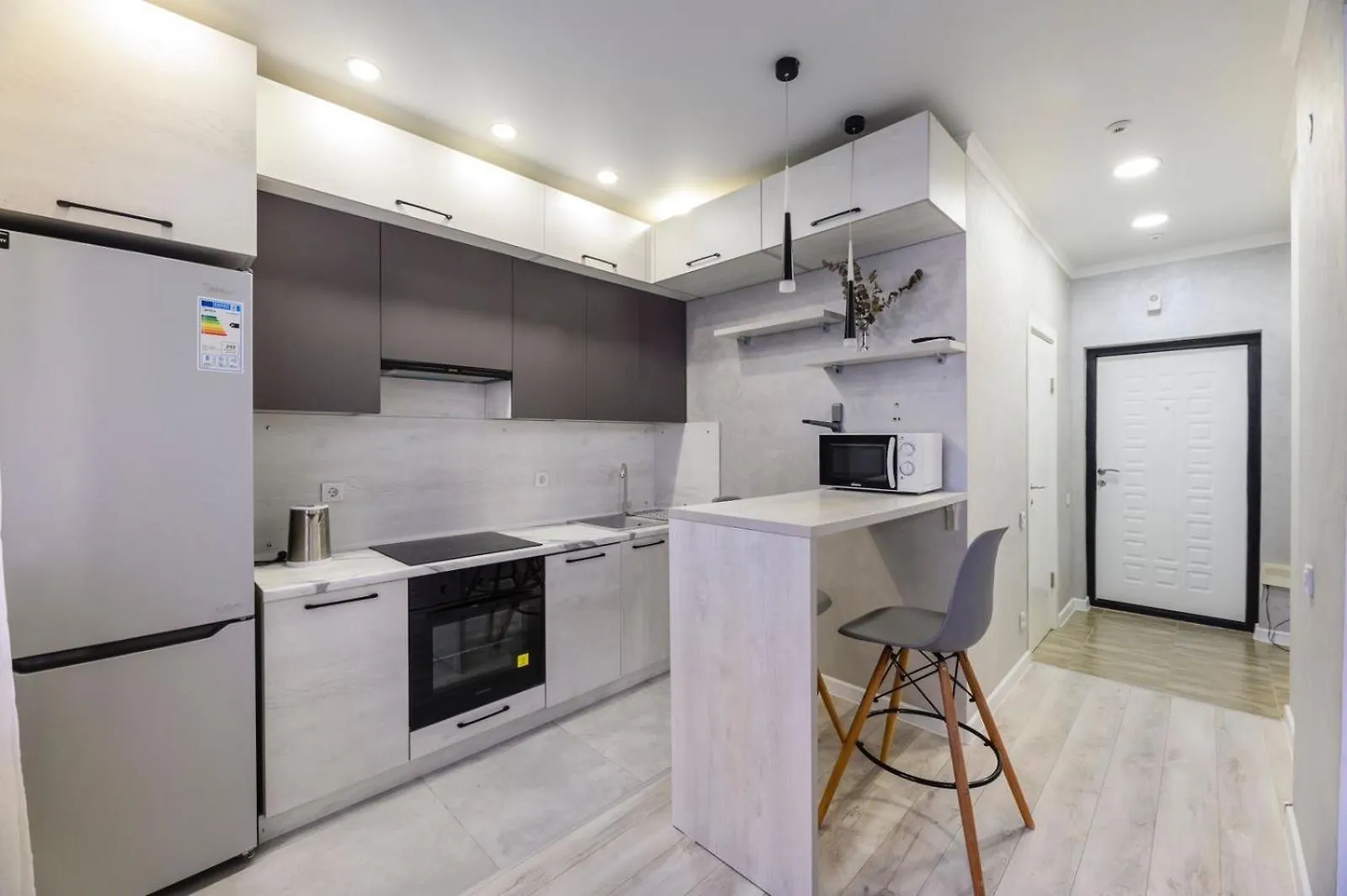 Комфорт В Жк Акварель Рядом С Трц Адк Almaty Apartment